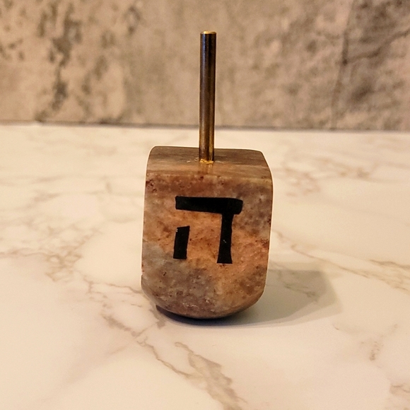 Vintage Soapstone & brass Inlay Dreidel - Picture 4 of 4